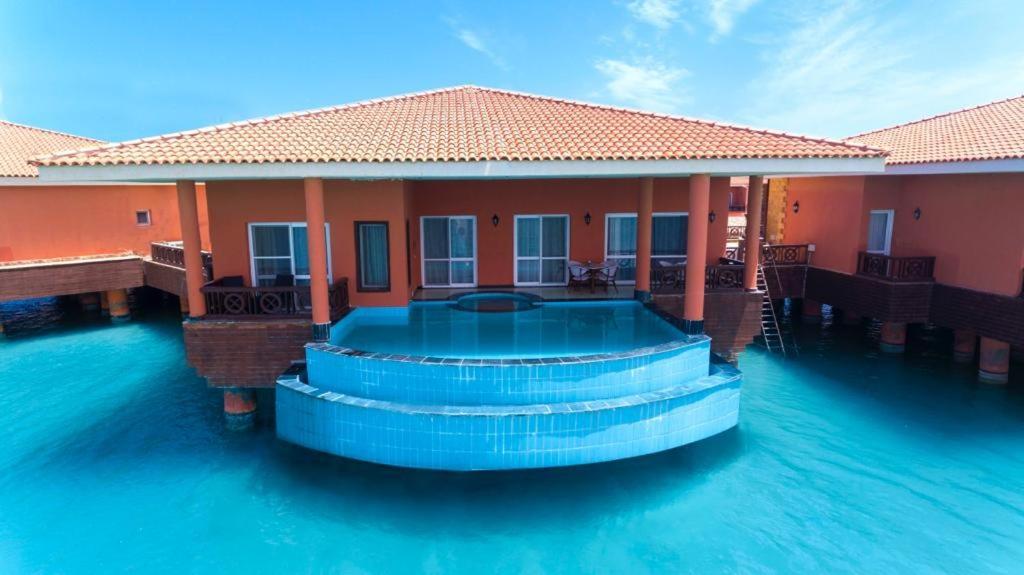 Golden Ocean Marina Hotel El-Alamein Eksteriør billede